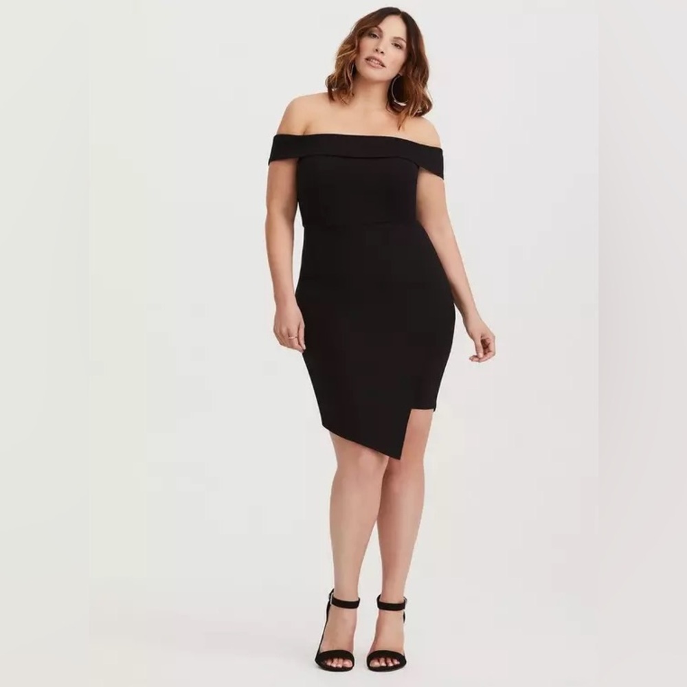 Torrid Black Off Shoulder Asymmetrical Bodycon Dress Size 16 Cocktail Party